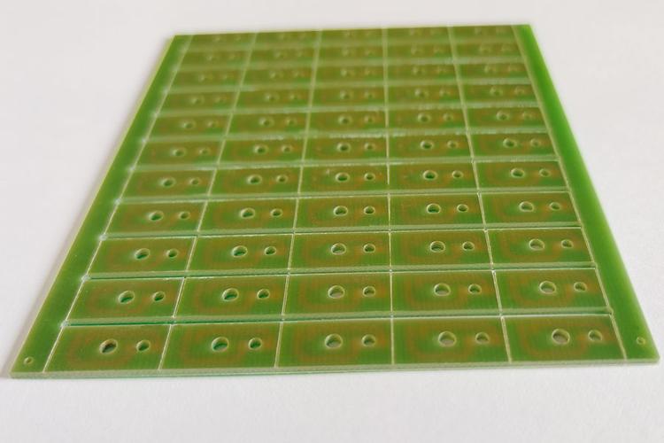pcb单面板,22f单面半玻纤线路板加工定制厂家-锦宏电子